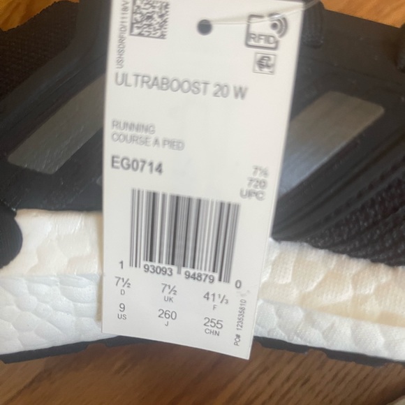 Adidas Ultraboost 20  size 9 - Picture 4 of 5
